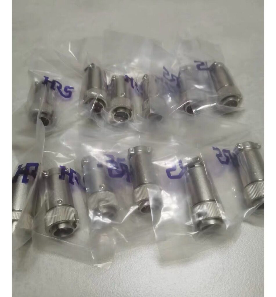 Hirose RM12BPE-6PH Connector