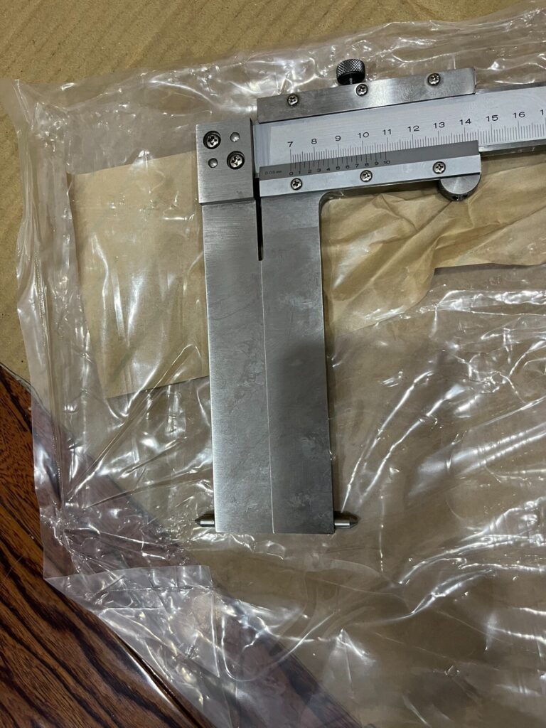 Mitutoyo 0-450mm Caliper thumbnail