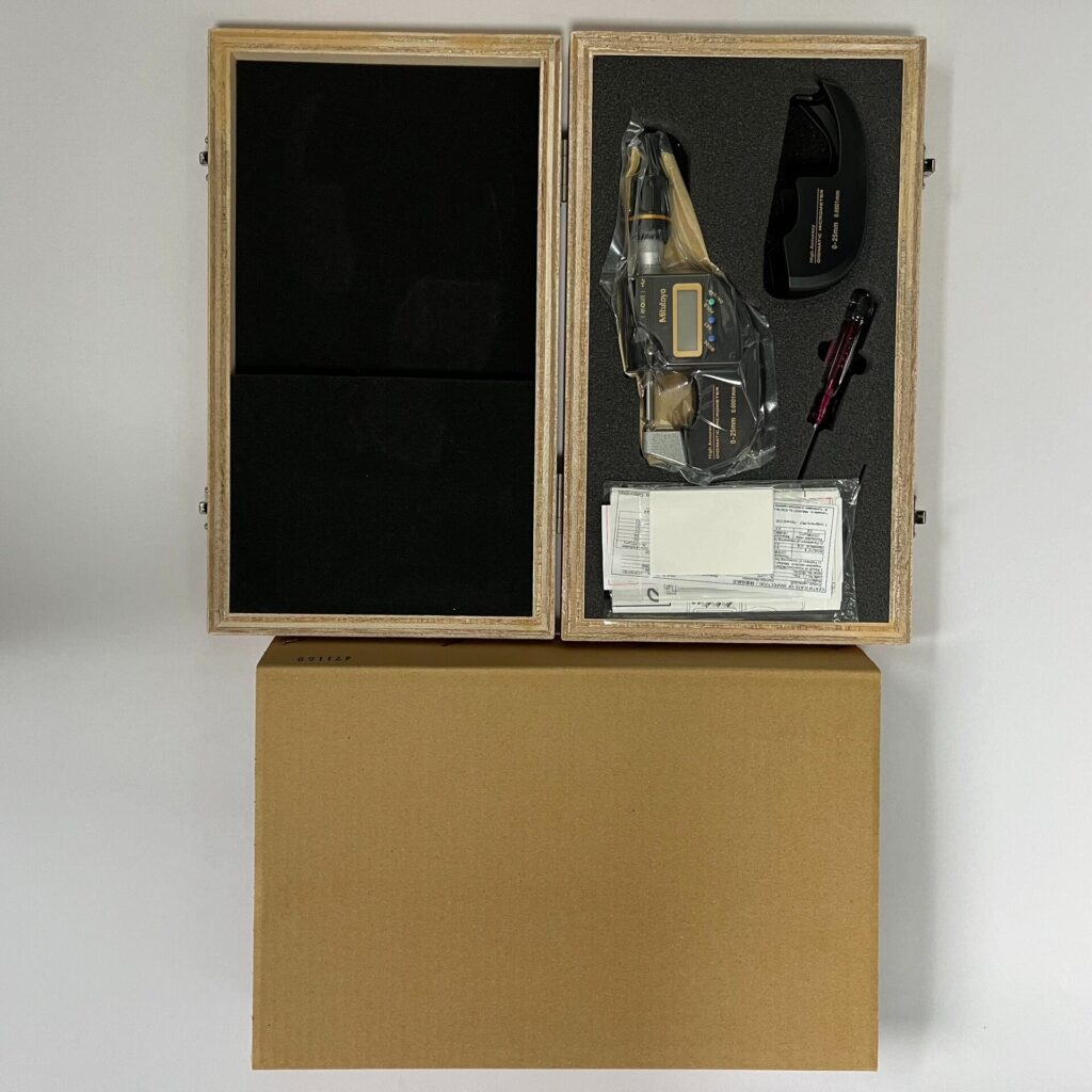 Mitutoyo 293-100-20 Digital Micrometer thumbnail