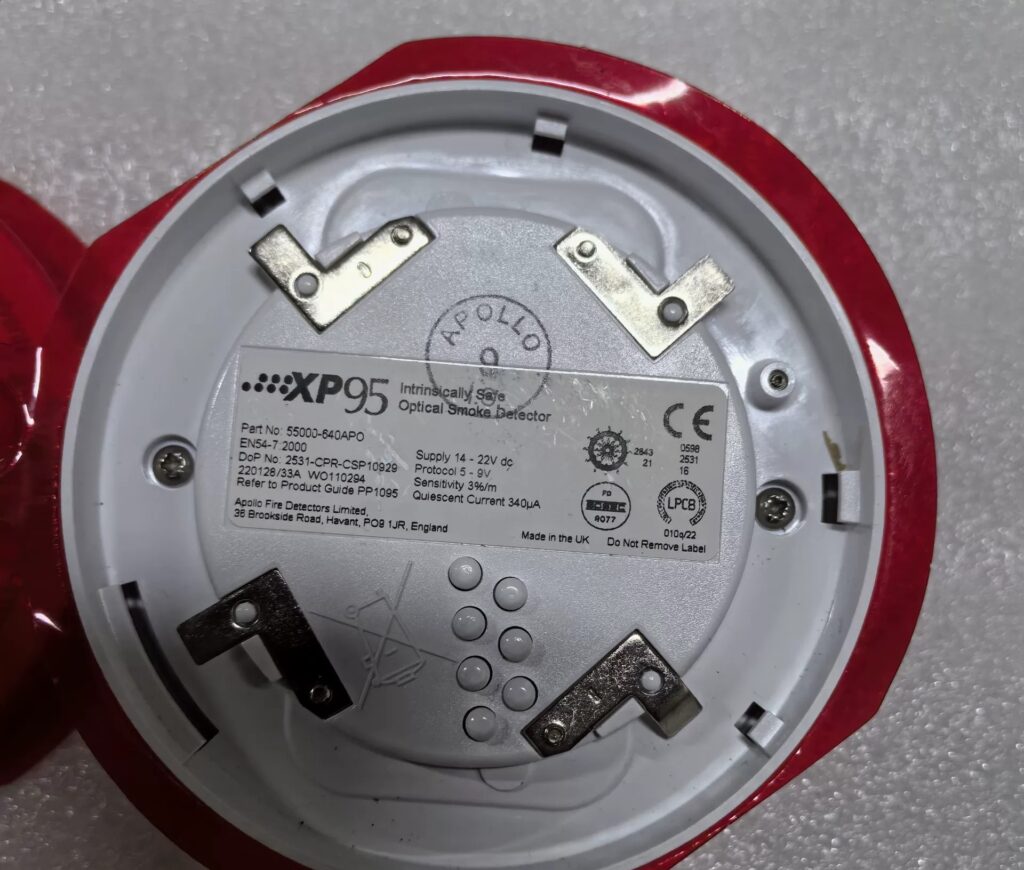 APOLLO XP95 Optical Smoke Detector 55000-640APO thumbnail