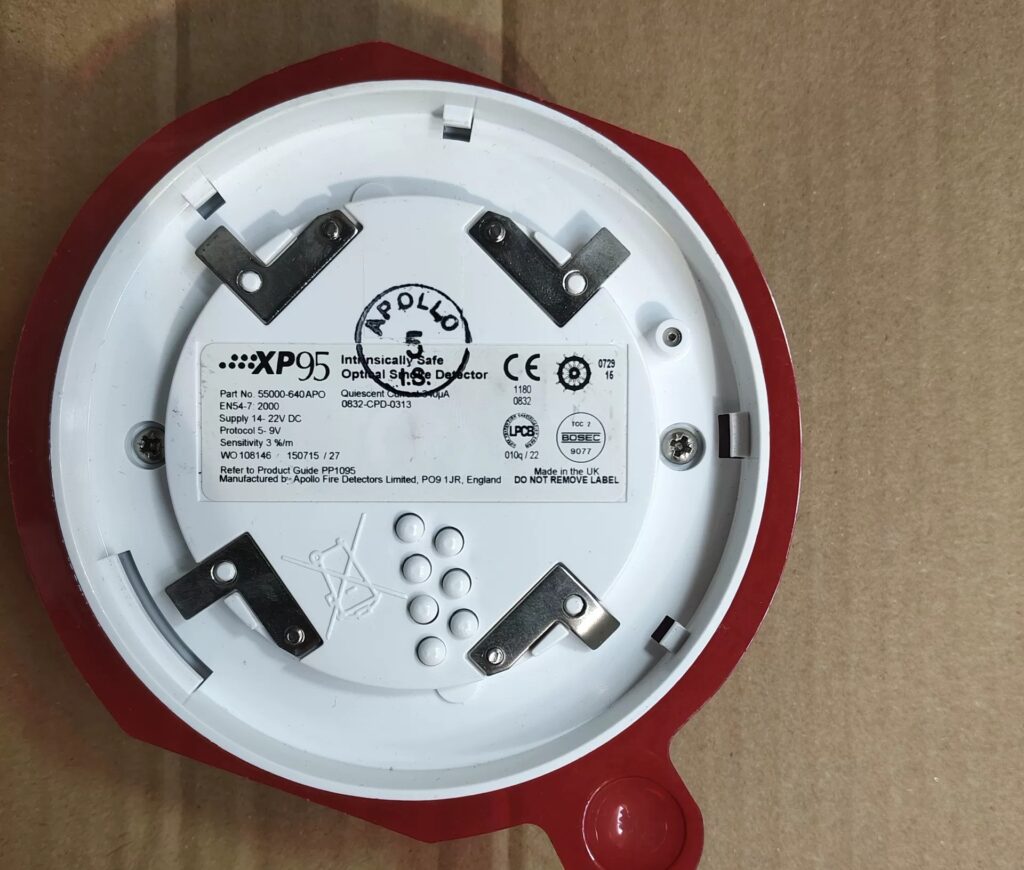 APOLLO XP95 Optical Smoke Detector 55000-640APO thumbnail