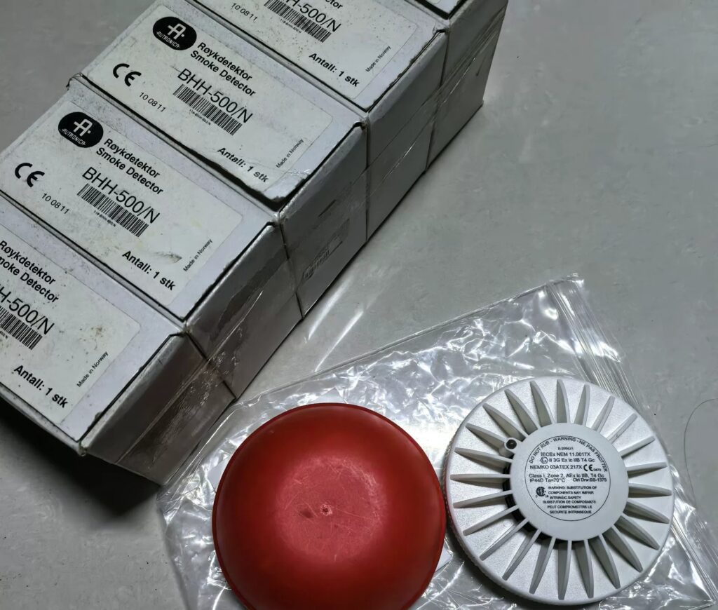 AUTRONICA Explosion-proof Smoke Detector BHH-500/N thumbnail
