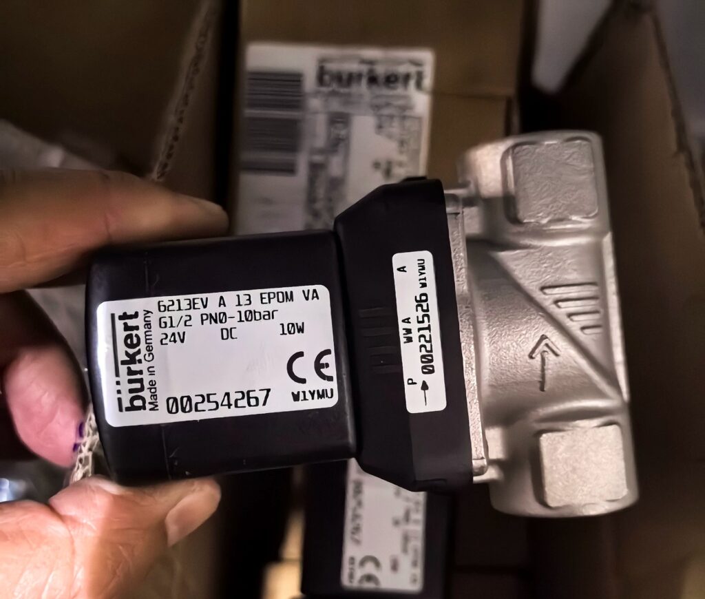 Burkert Solenoid Valve 6213EV 00254267