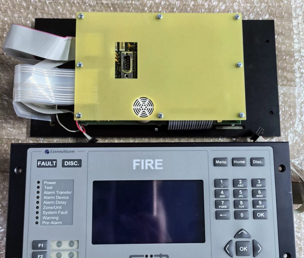 Consilium Board CS4000 thumbnail