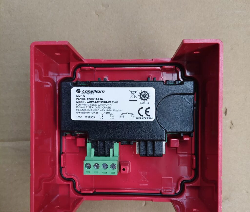 Consilium Manual Call Point MCP-C 520 thumbnail