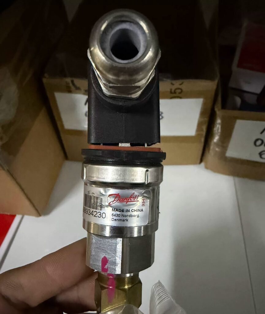 Danfoss Pressure Sensor 060G1463