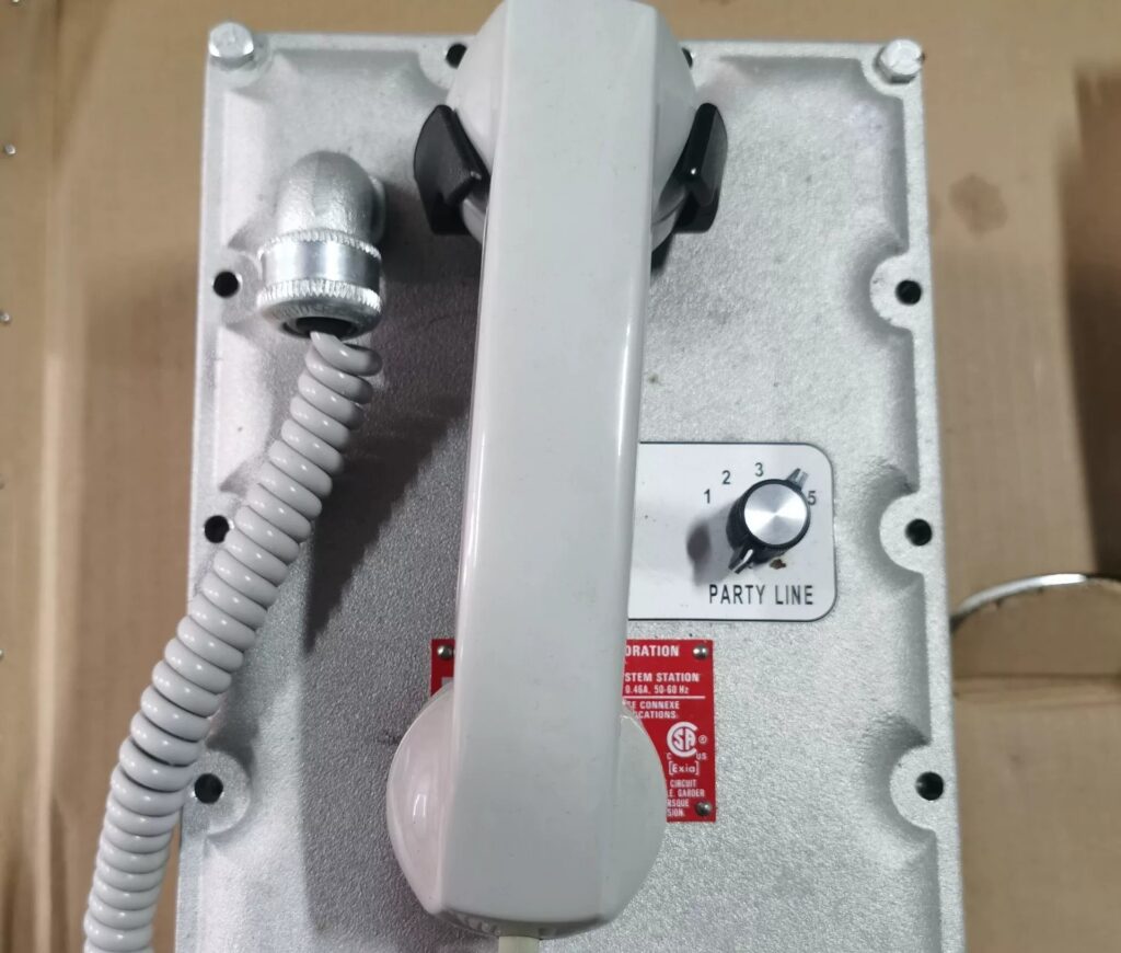 GAI-TRONICS Telephone 7805-001