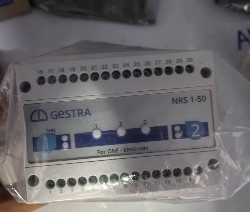 GESTRA Level Controller NRS 1-50 thumbnail