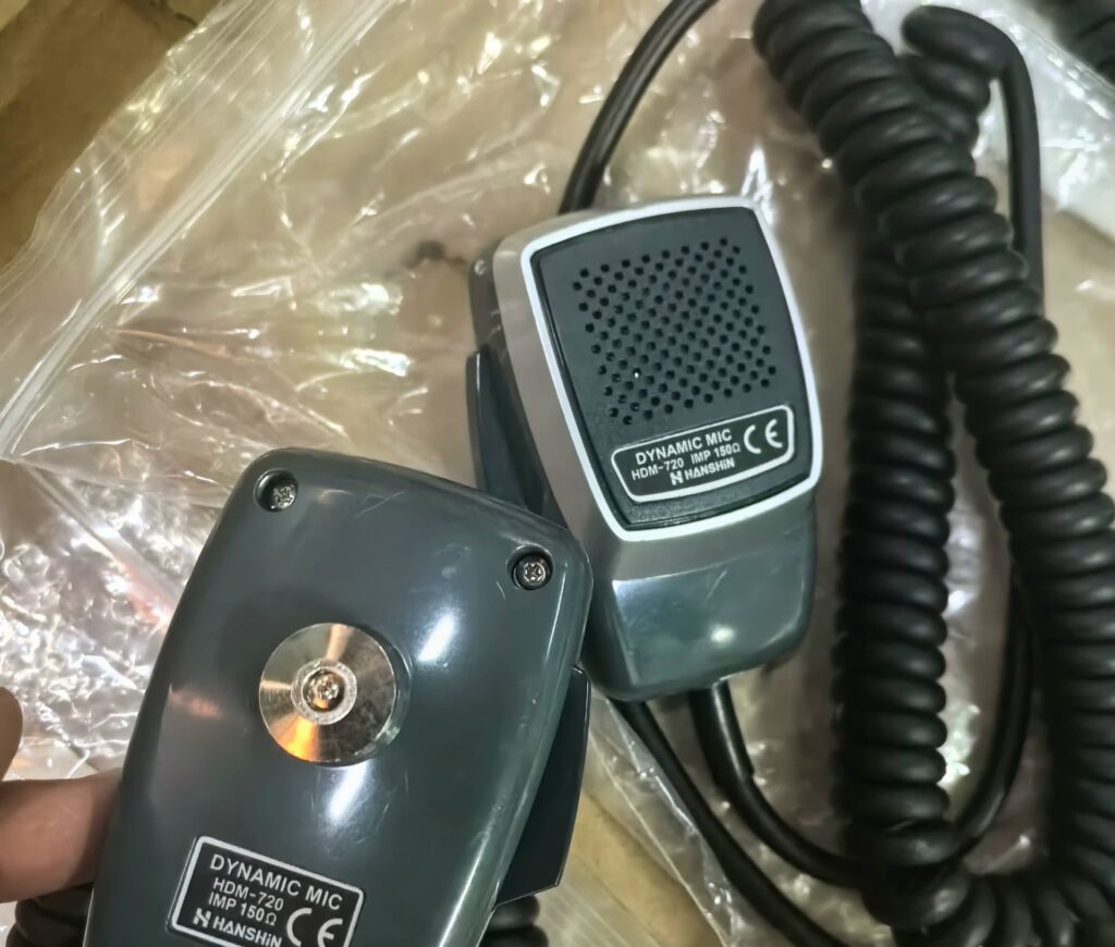 HANSHIN Dynamic Microphone HDM-720 thumbnail