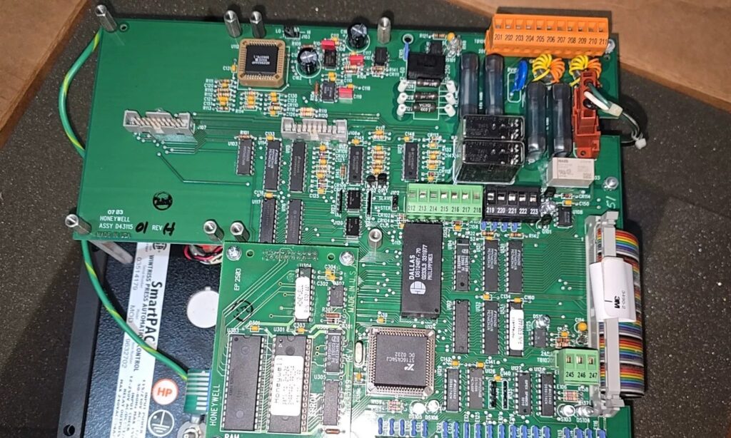 Honeywell Wintriss Press Tonnage Monitor thumbnail