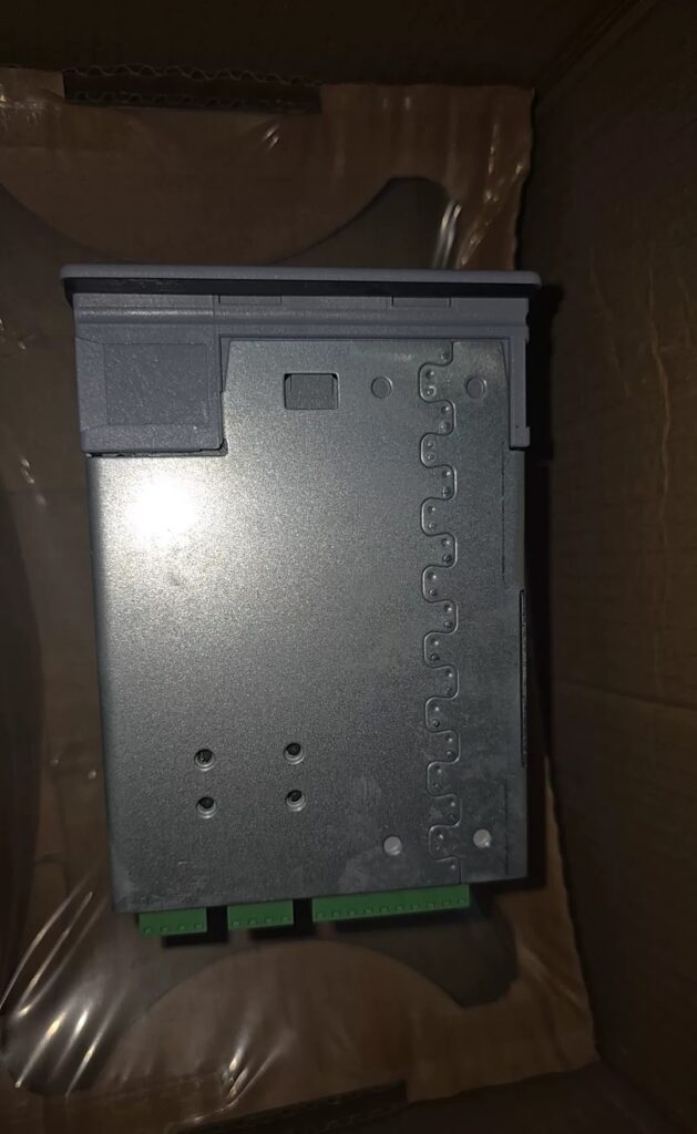Jumo Multichannel Liquid Analyzer AQUIS touch P thumbnail