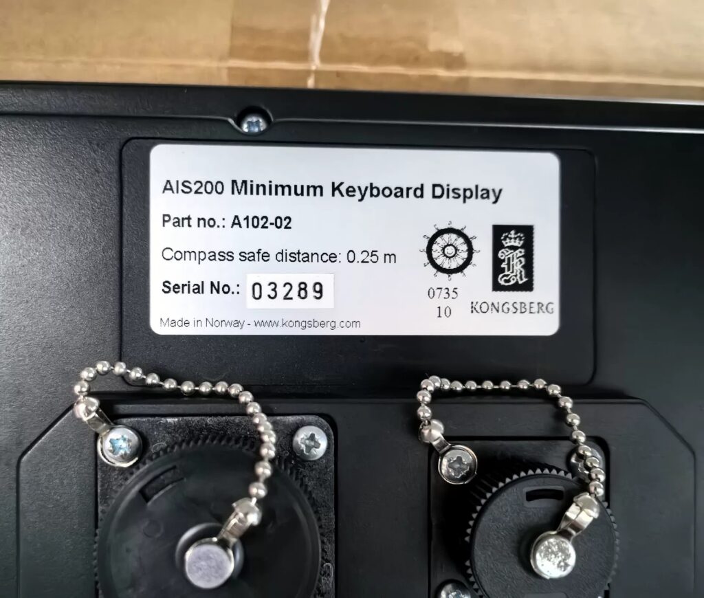 KONGSBERG AIS200 Keyboard Display A102-02 thumbnail