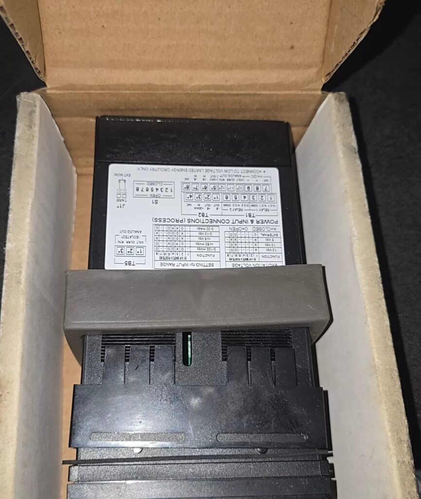 Lumasense Temperature Controller DA4000 thumbnail