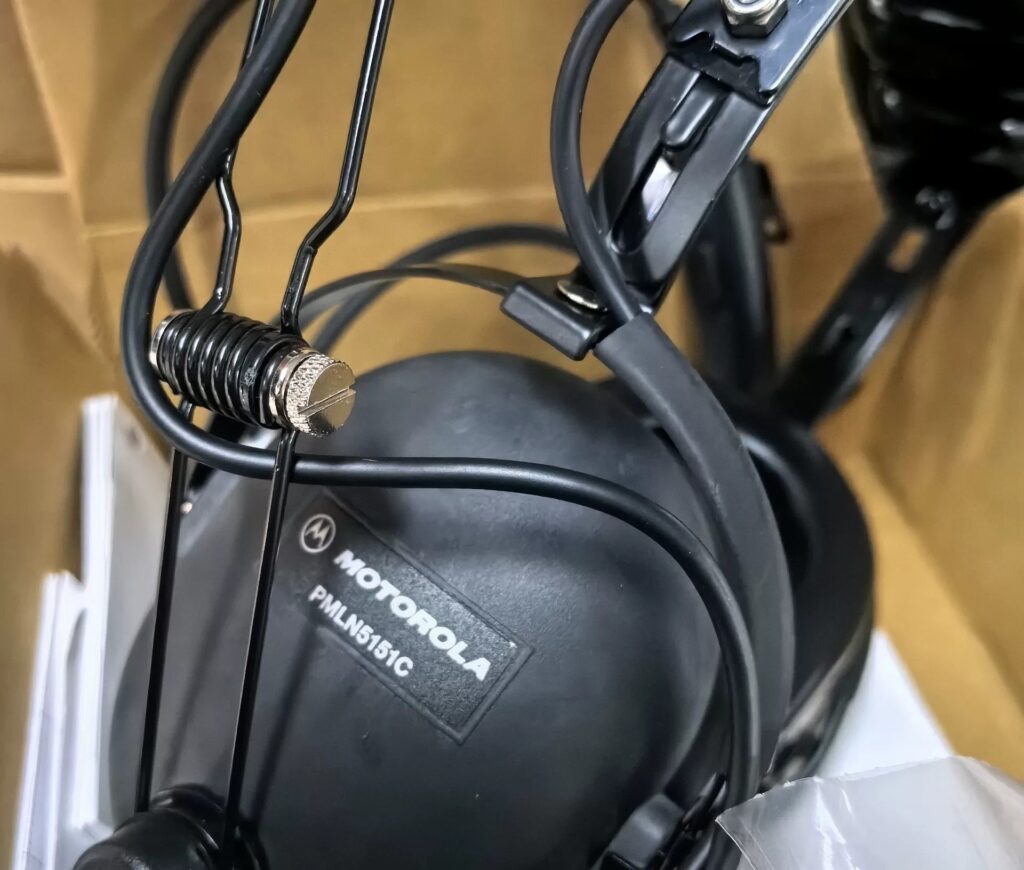 MOTOROLA Headset PMLN5151C thumbnail