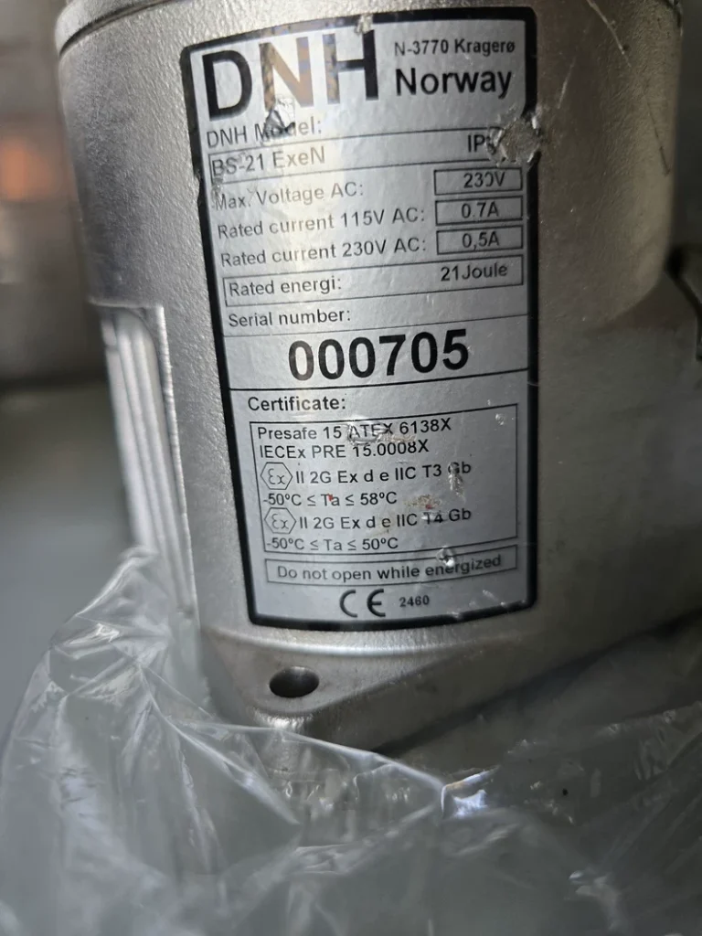 DNH BS-21 Perimeter Light thumbnail