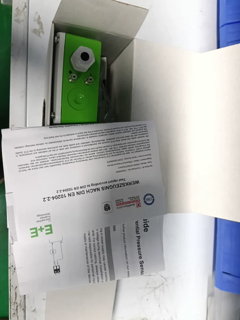E+E DIFFERENTIAL PRESSURE SENSOR EE600-HV52A7 thumbnail