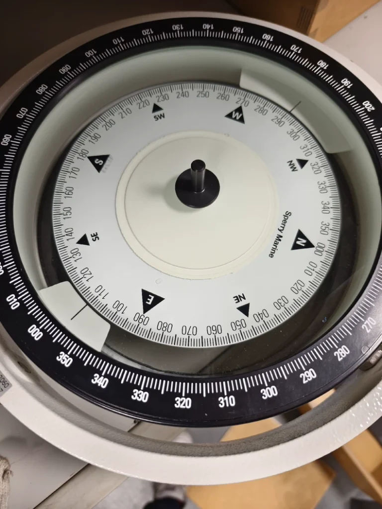 Sperry Marine 2060 magnetic compass thumbnail