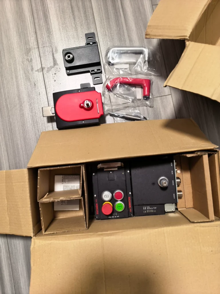 EUCHNER MGB-L1HEB-PNA-R-136429 Locking set