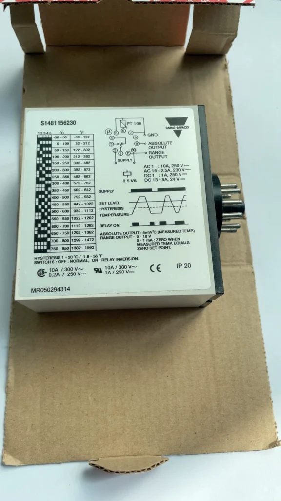 CARLOGAVAZZI Controller S1481156230 PT100 230V thumbnail