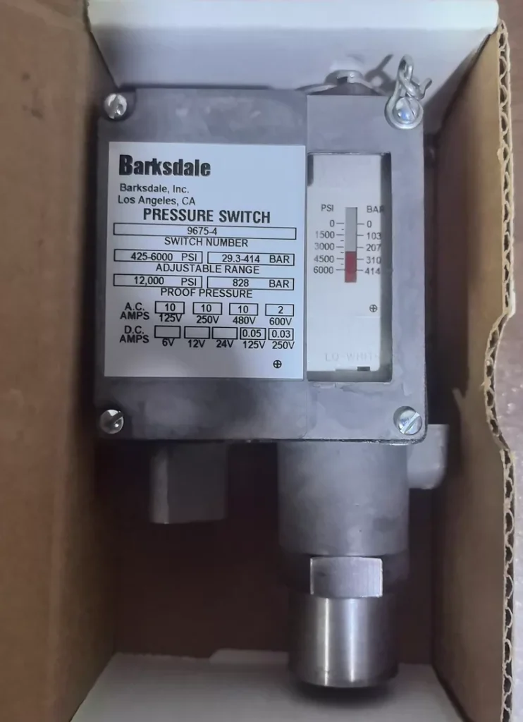 Barksdale Pressure Switch 9675-4 Range 425-6000PSI thumbnail