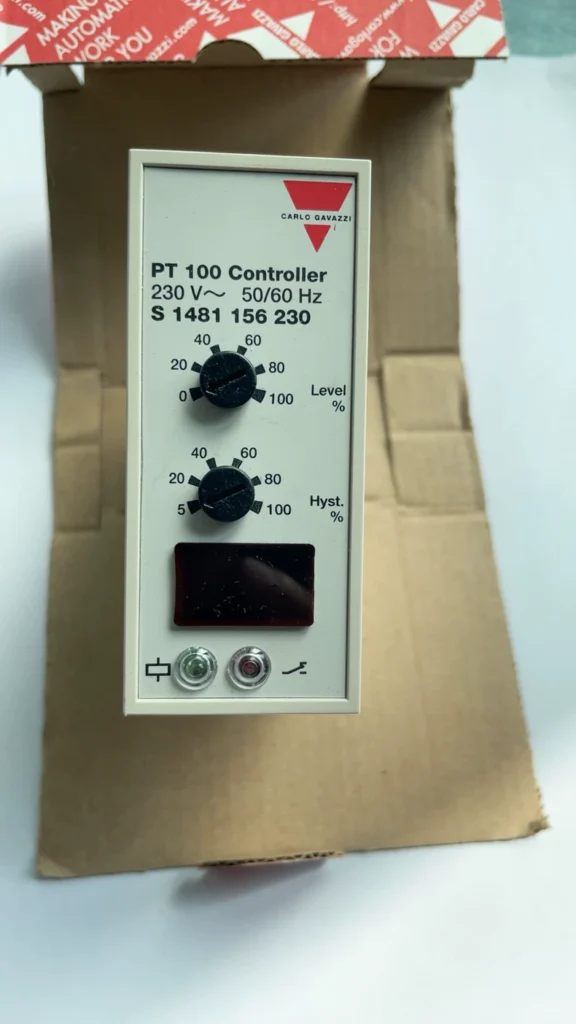 CARLOGAVAZZI Controller S1481156230 PT100 230V