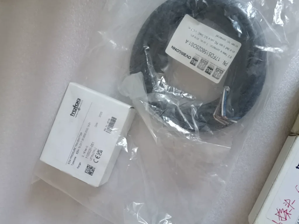 Trafag Pressure Sensor 8254.79.2317 0005-1529-300 thumbnail