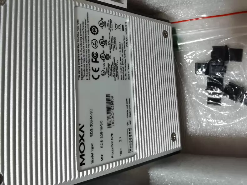 MOXA EDS-308-M-SC switch thumbnail