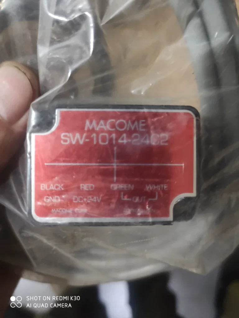 MACOME SW-1014-24C2 Magnetic Switch thumbnail