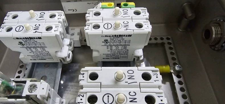 STAHL 8125/5061-2 Control Unit thumbnail