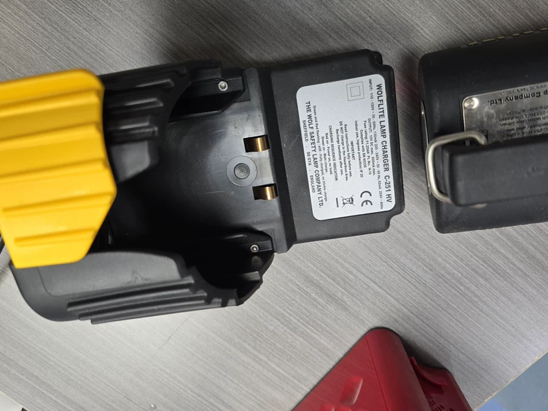 Wolf H-251A handheld lamp thumbnail