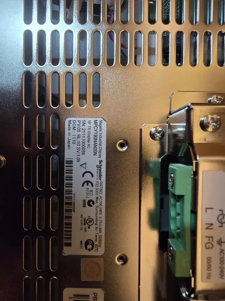 Schneider MPCYT90NAN00N19 Human-Computer Interface thumbnail