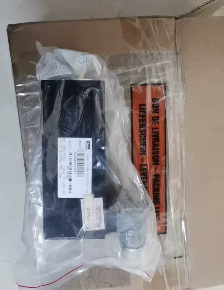 Parker ACM2n0045-4/0-3 Motor