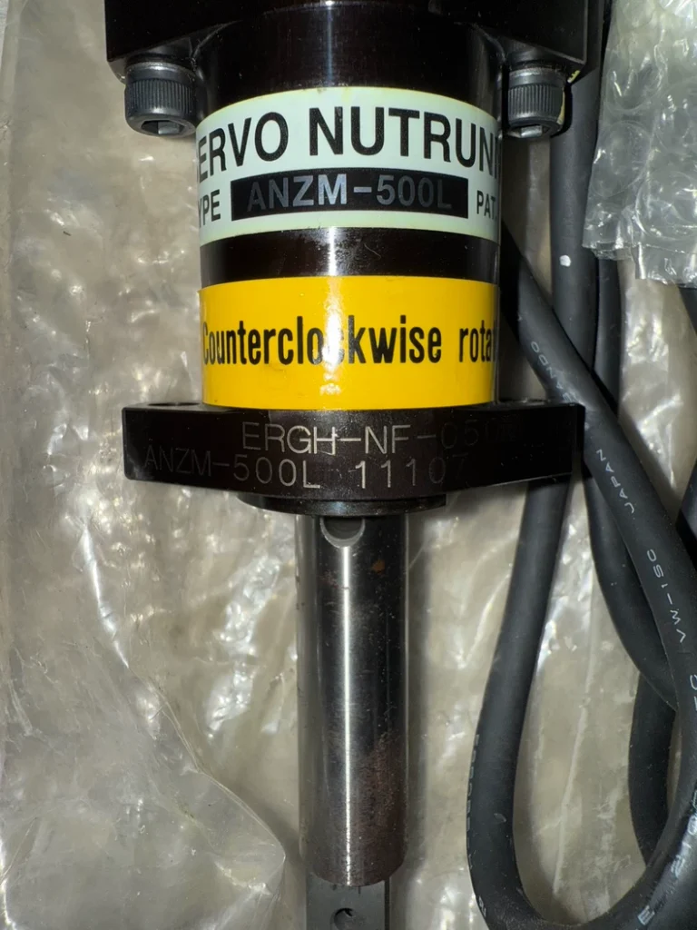 GIKEN KOGYO AC SERVO MOTOR TS4617 N1920 E203 ANZM-500 thumbnail