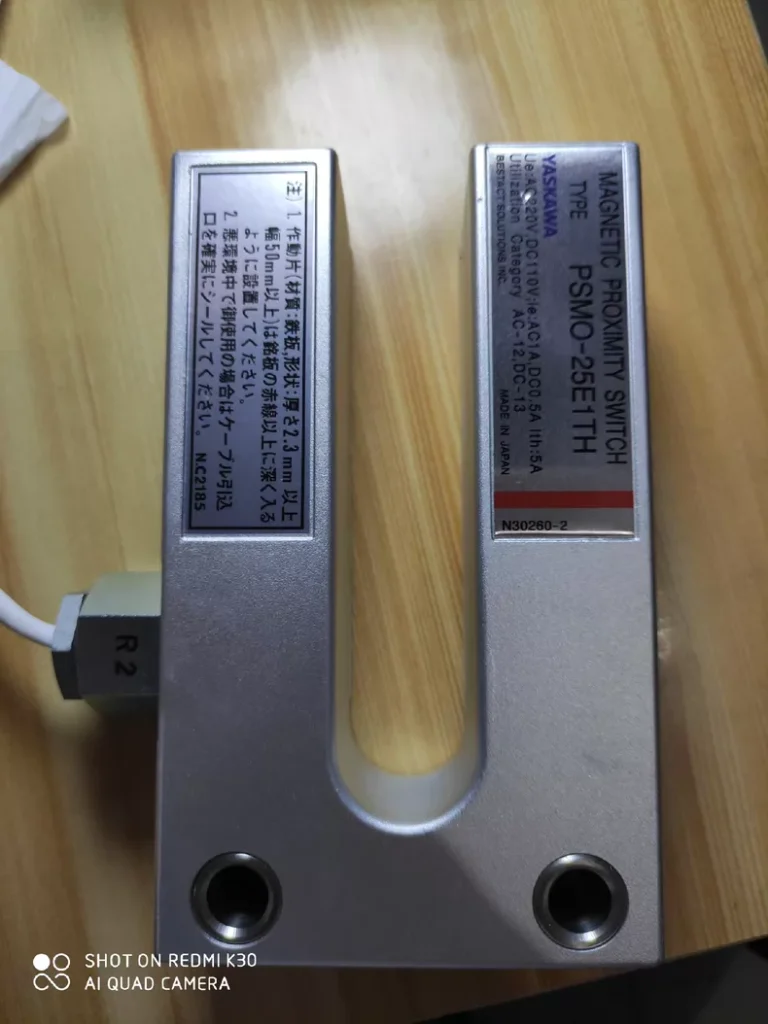 YASKAWA PSMO-25E1TH Magnetic Proximity Switch thumbnail