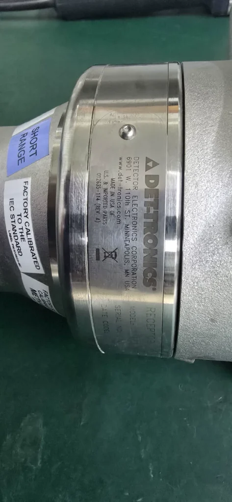 Det-tronics LS2000 Gas detector thumbnail