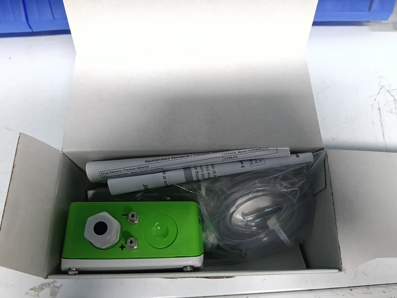 E+E DIFFERENTIAL PRESSURE SENSOR EE600-HV52A7 thumbnail