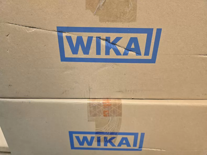 WIKA 733.31.100 pressure gauge thumbnail
