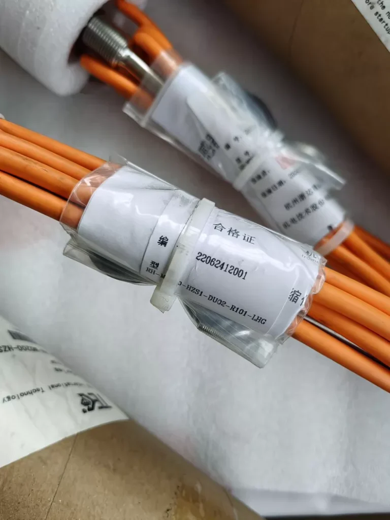 TEC RH-M0200-HZS1-DU02-R101-LHG displacement sensor thumbnail