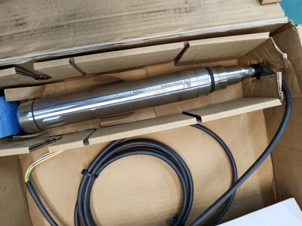 Endress+Hauser Turbidity Sensor CUS52DCUS52D-10D8/0 CUS52D-AA1AA2 thumbnail