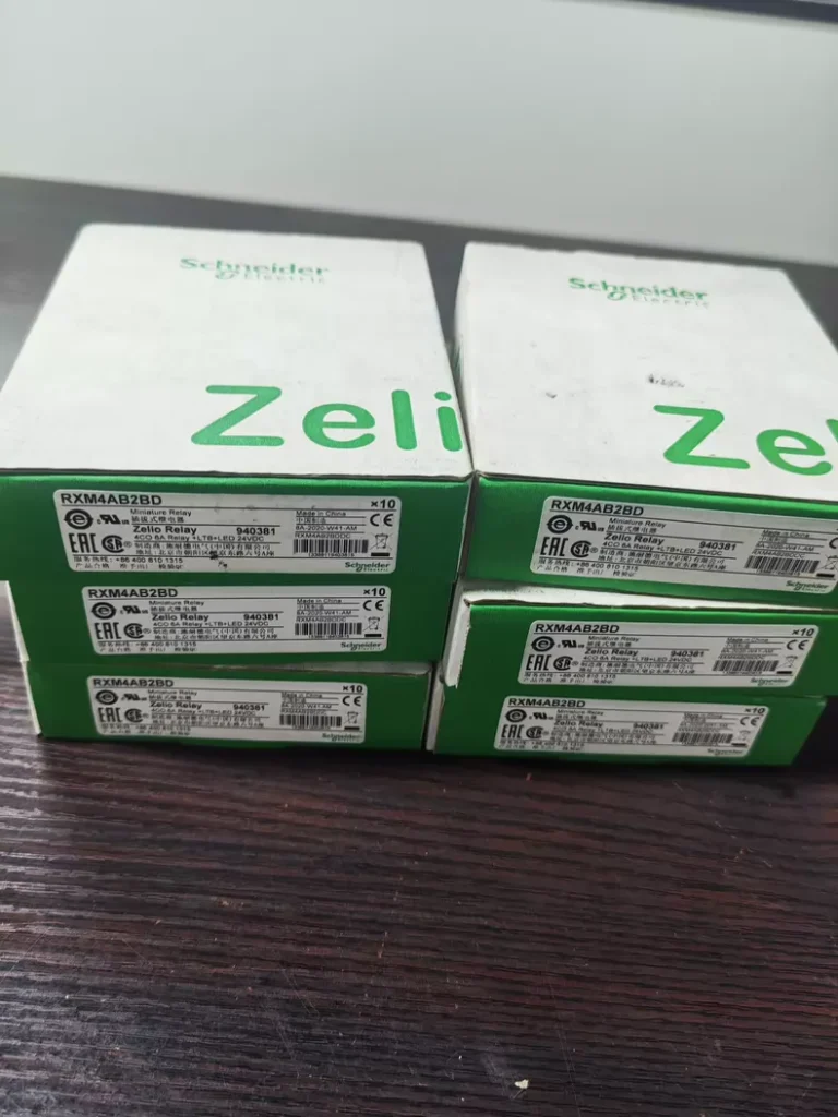 Schneider Electric RXM4AB2BD relay thumbnail