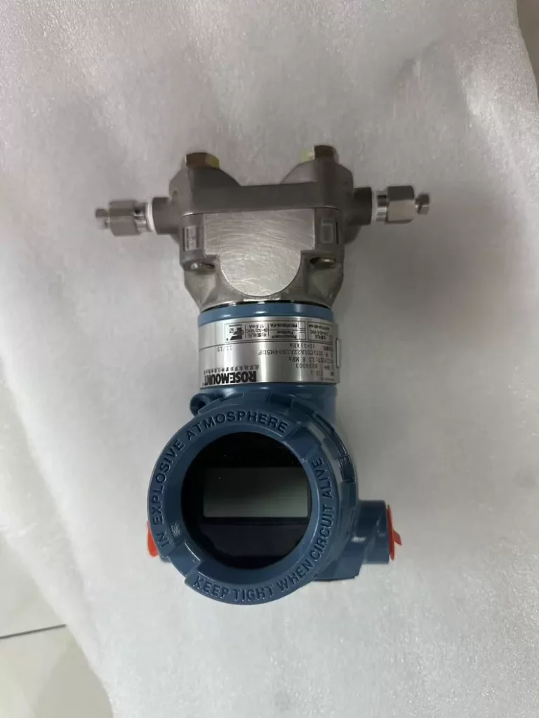 Rosemont 3051CD1A22A1BB4M5DF pressure transmitter thumbnail