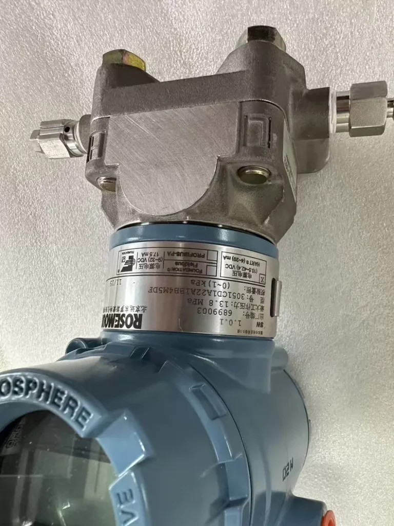 Rosemont 3051CD1A22A1BB4M5DF pressure transmitter thumbnail