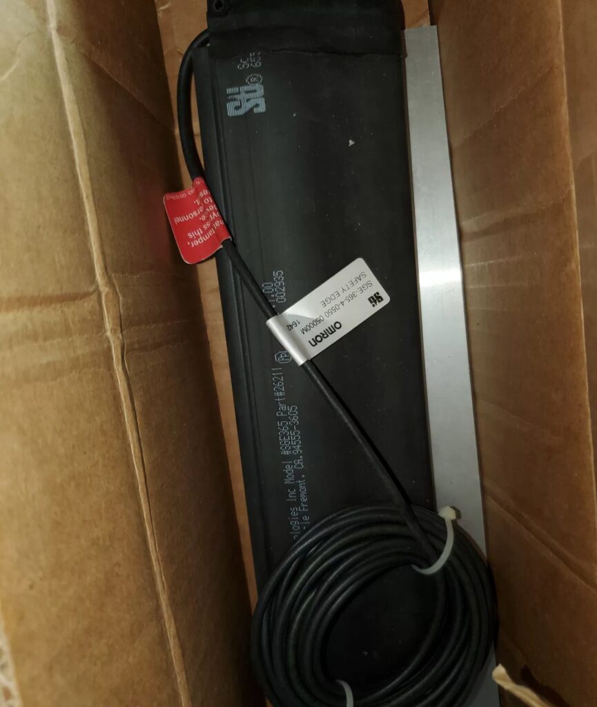Omron Safety Edge SGE-365-4-0550 thumbnail
