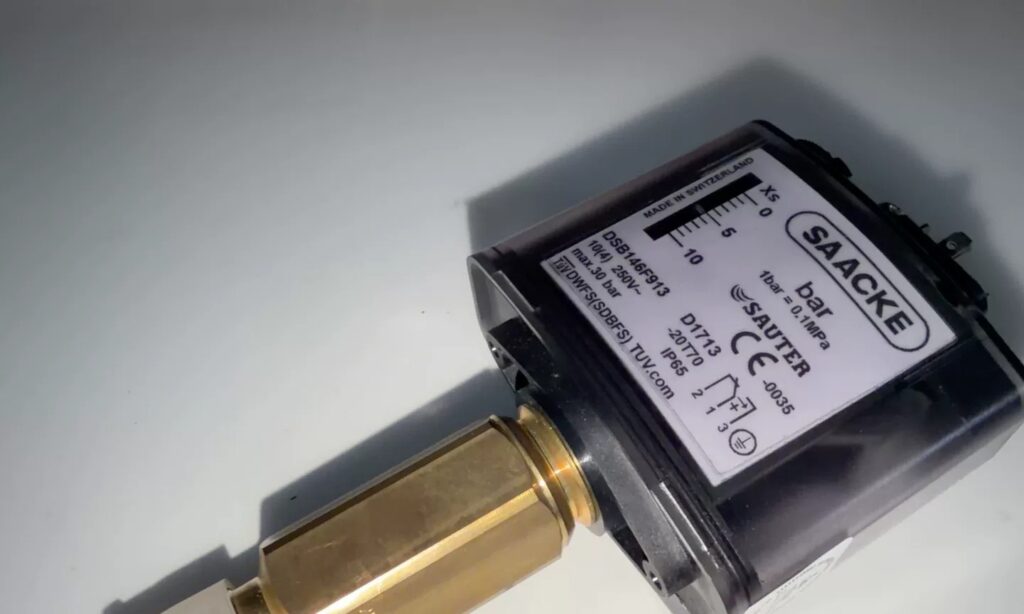 SAACKE SAUTER Pressure Switch DSB146F913