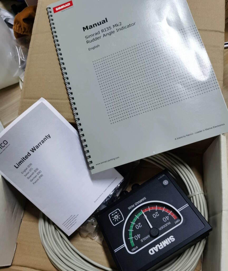 SIMRAD Rudder Angle Indicator 22085146 thumbnail