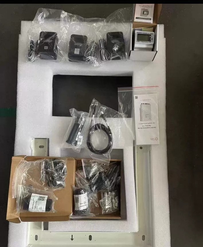 Solis Hybrid Inverter S6-EH3P 30K-H thumbnail