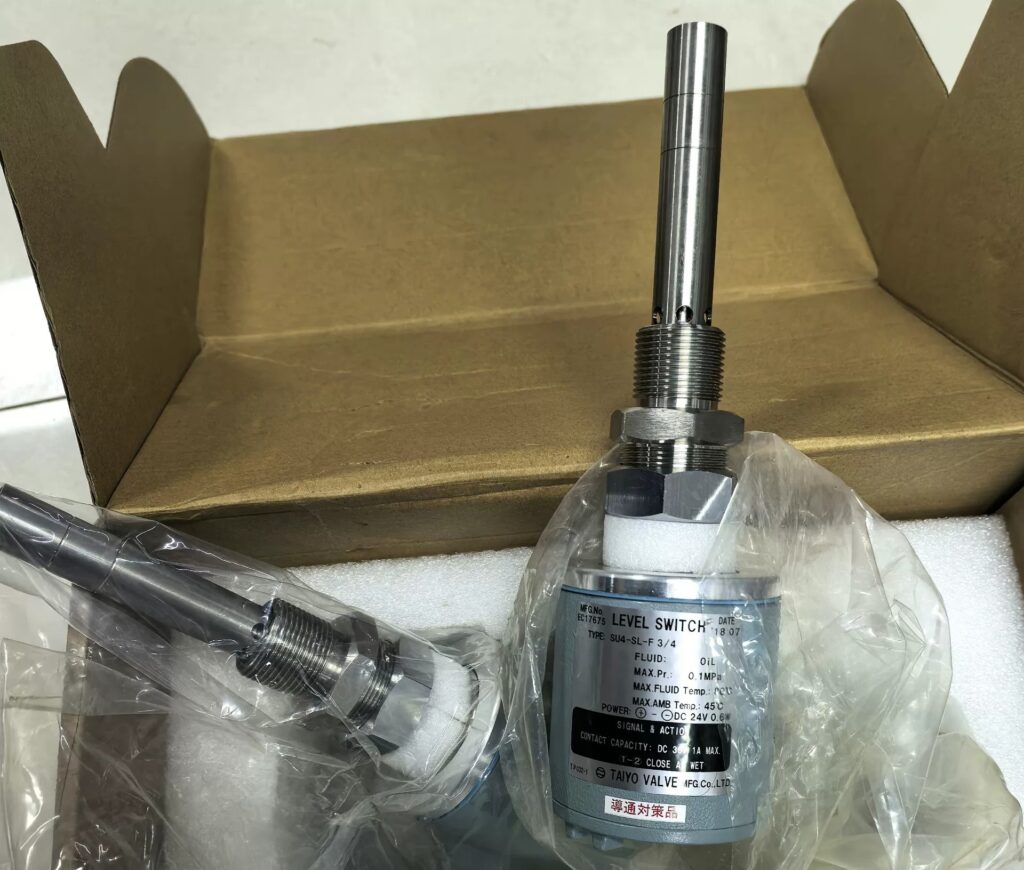 TAIYO VALVE Oil Level Sensor SU4-SL-F 3 thumbnail