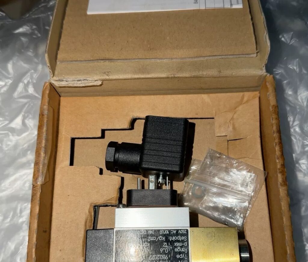 TRAFAG Pressure Sensor 9B0.2077