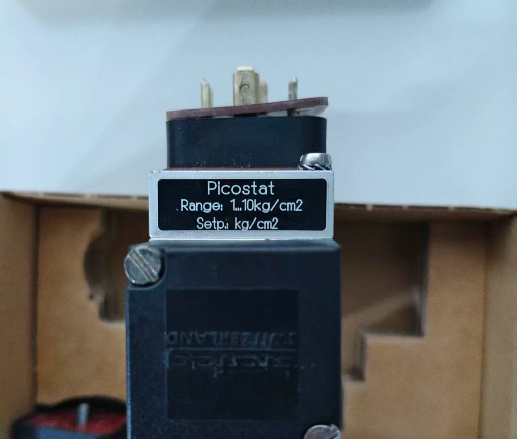 Trafag Pressure Sensor 9B0.2078 thumbnail