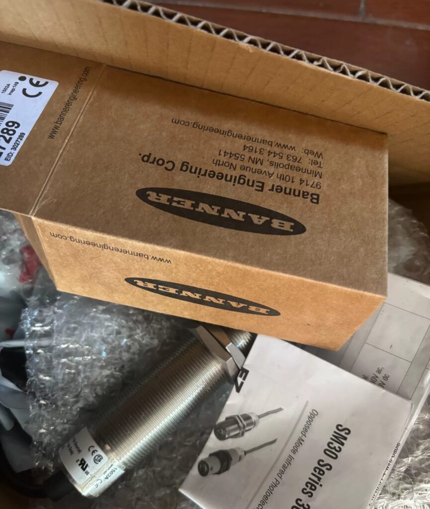 Banner Photoelectric Sensor SM30SRL